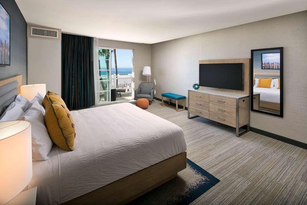 Inn At The Pier Pismo Beach, Curio Collection By Hilton Room photo