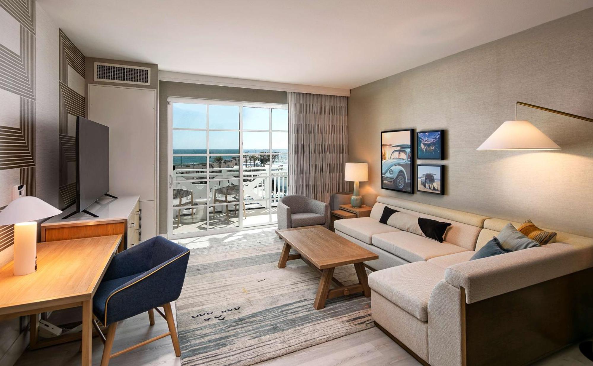Inn At The Pier Pismo Beach, Curio Collection By Hilton Exterior photo