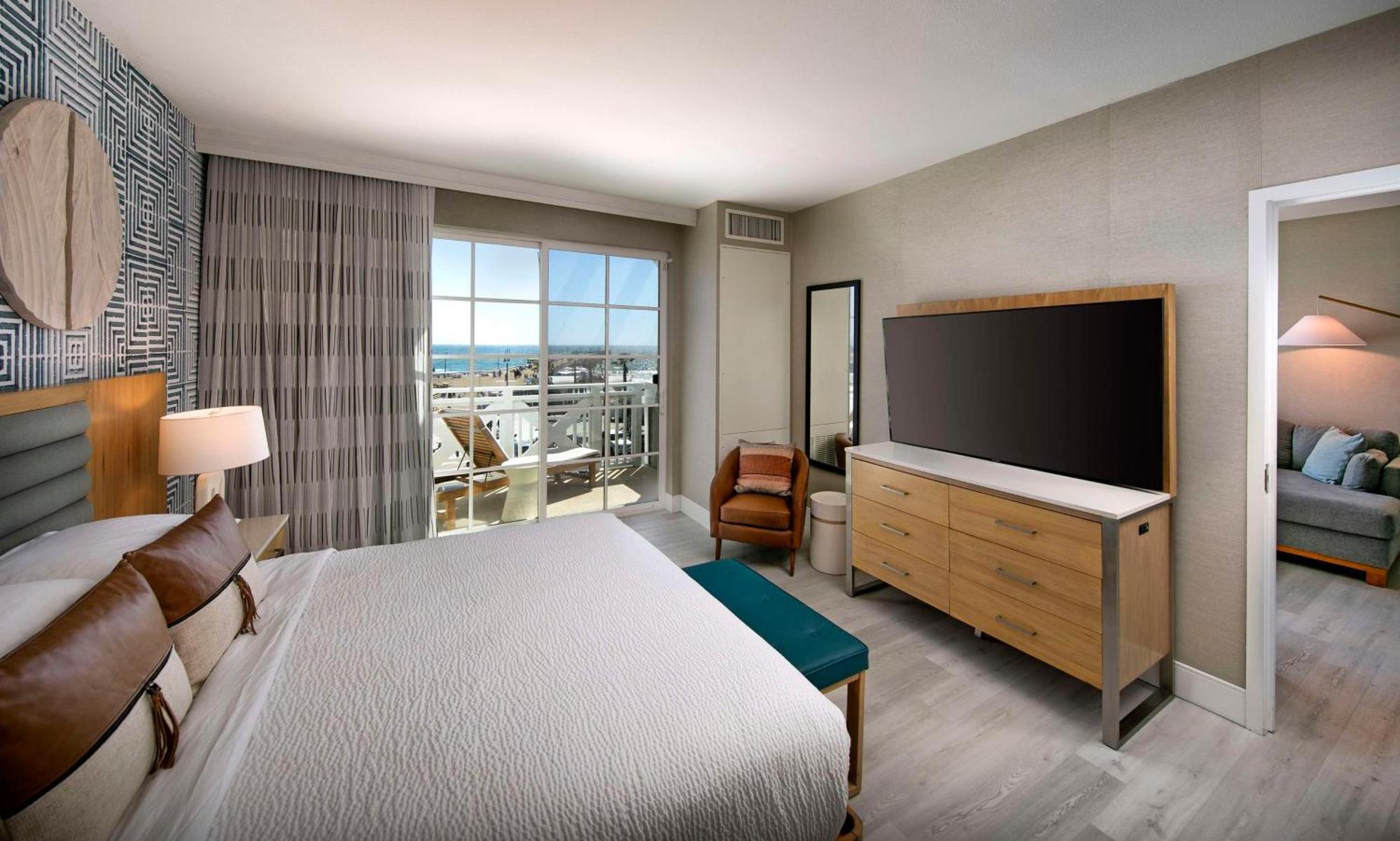 Inn At The Pier Pismo Beach, Curio Collection By Hilton Exterior photo