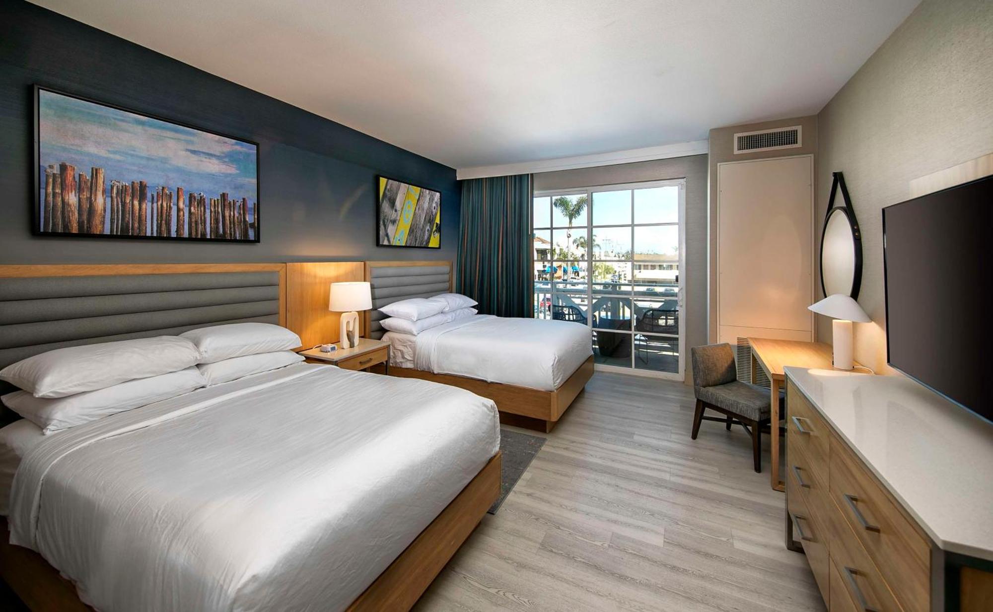Inn At The Pier Pismo Beach, Curio Collection By Hilton Exterior photo