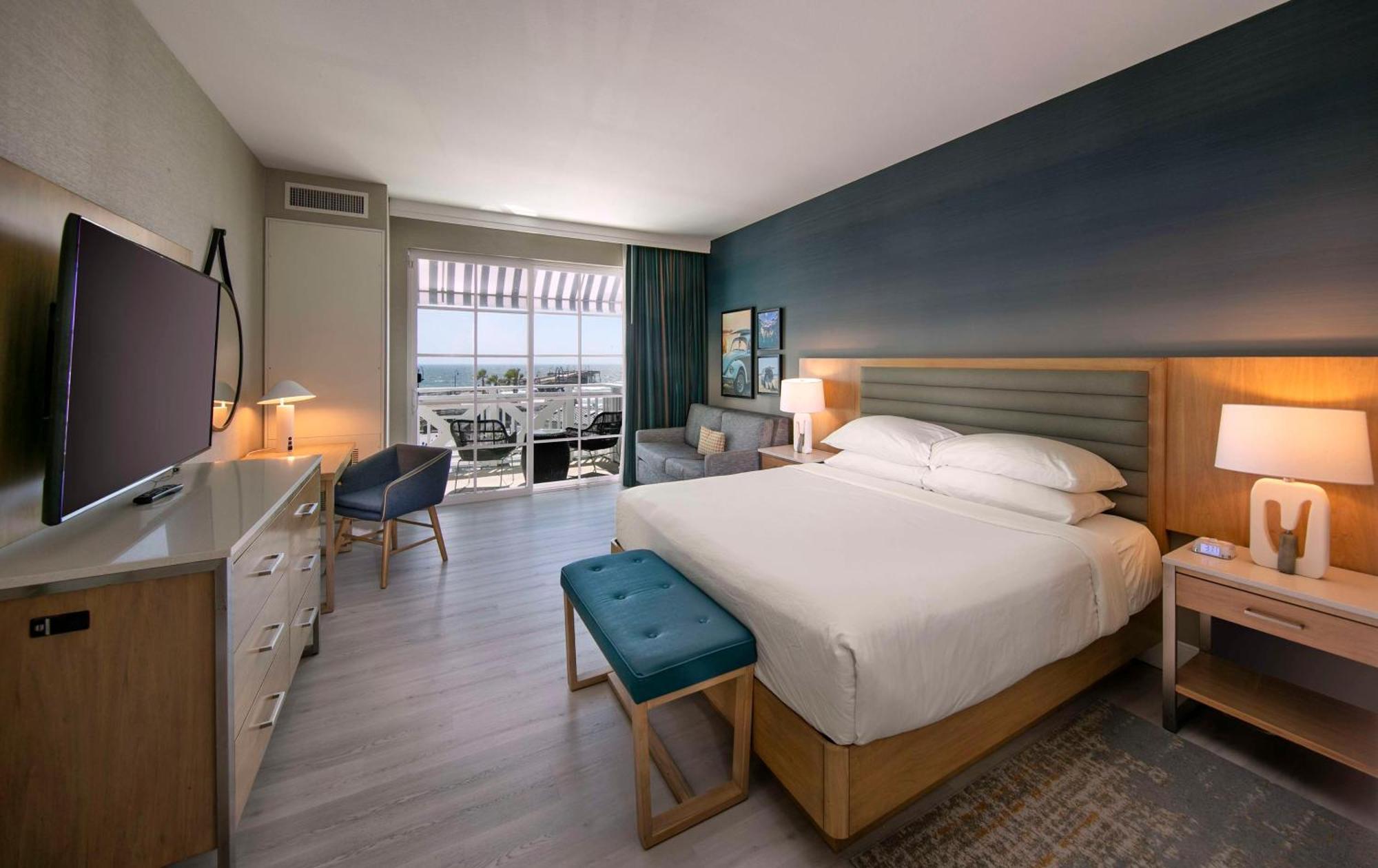 Inn At The Pier Pismo Beach, Curio Collection By Hilton Exterior photo