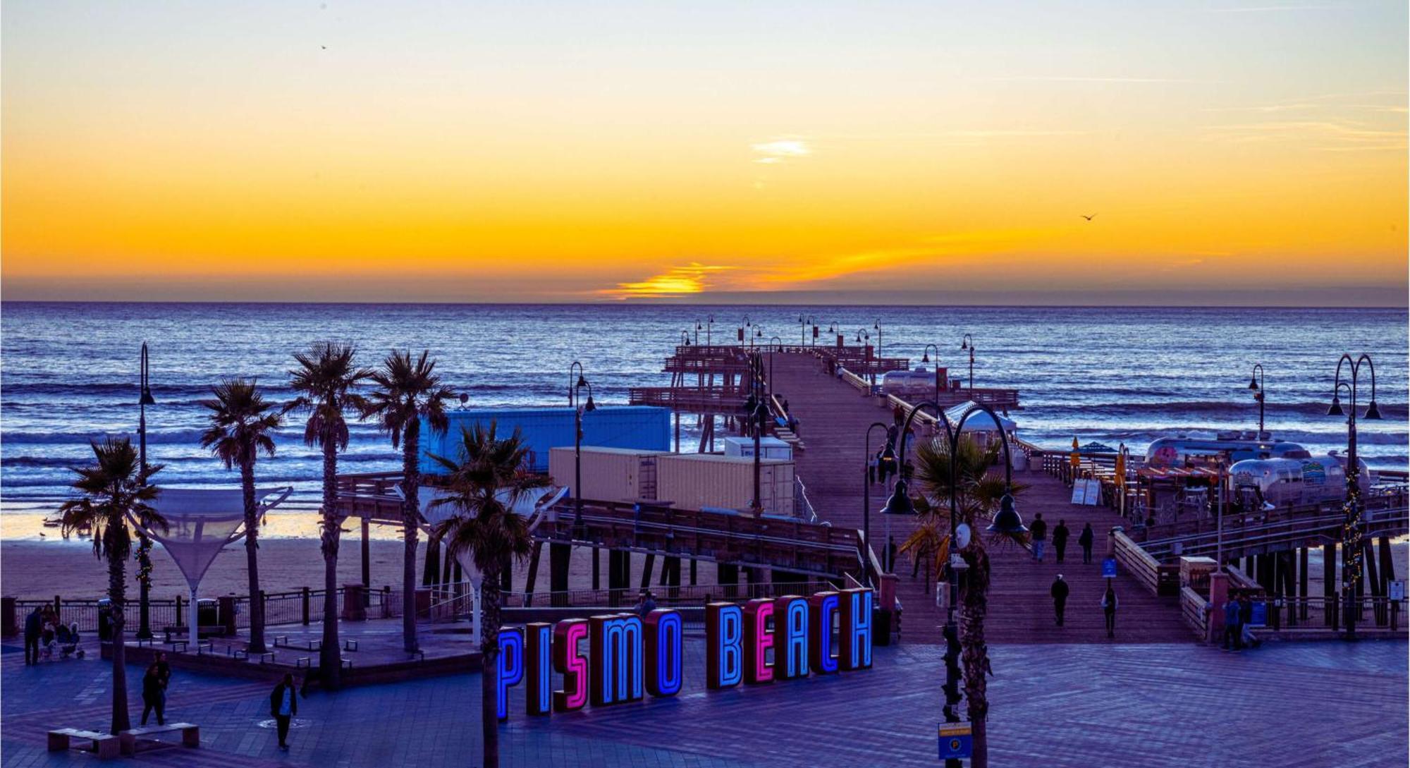 Inn At The Pier Pismo Beach, Curio Collection By Hilton Exterior photo
