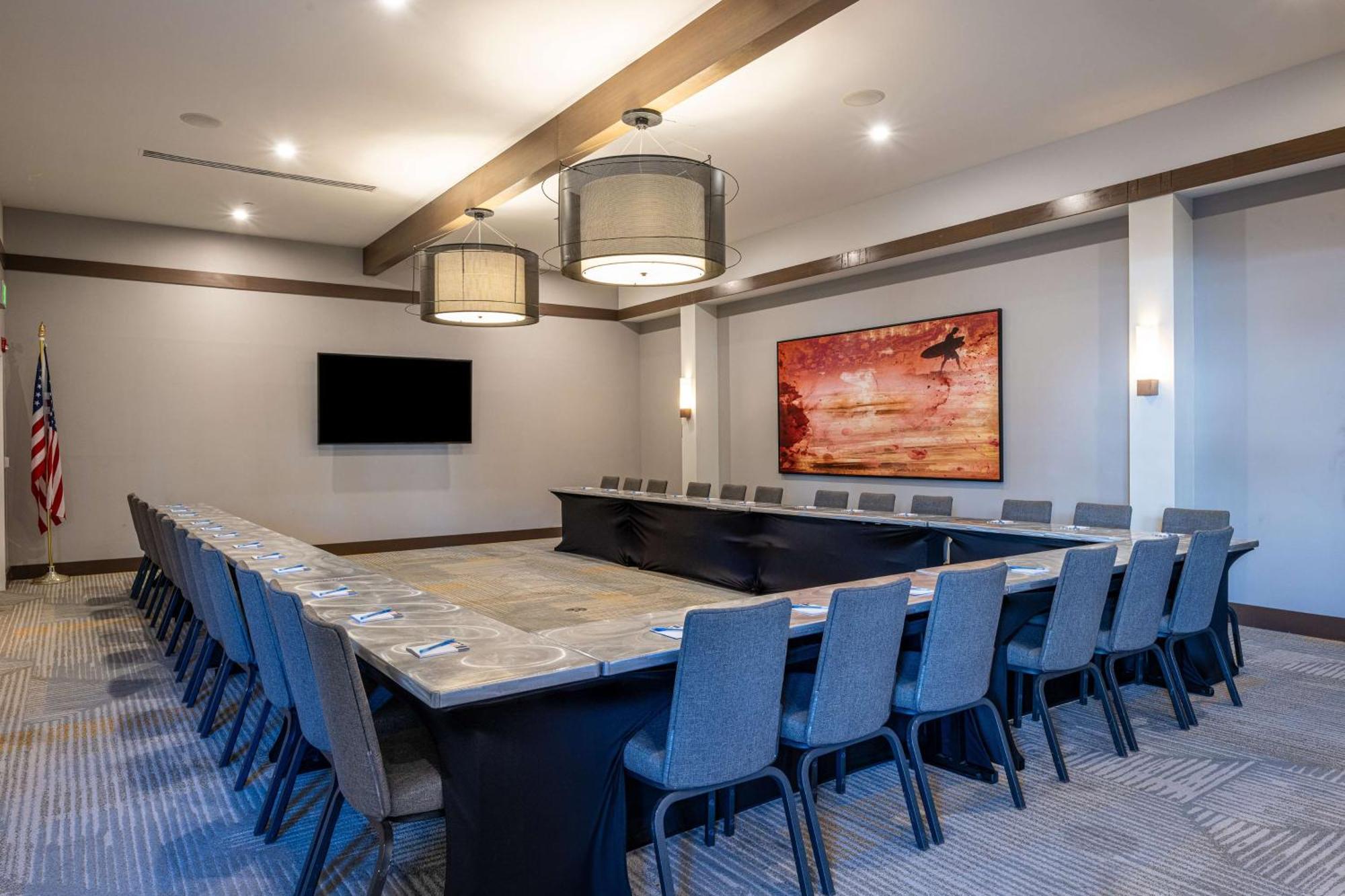 Inn At The Pier Pismo Beach, Curio Collection By Hilton Exterior photo